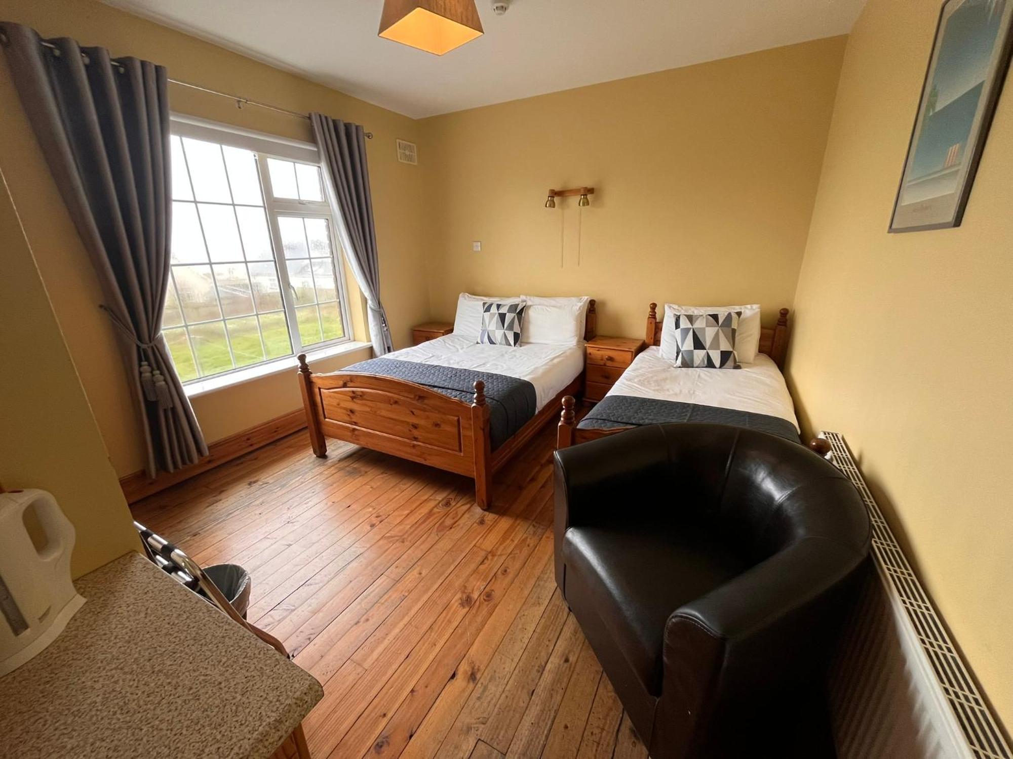 St Martin'S, Rosslare Harbour Guest Accommodation Екстер'єр фото